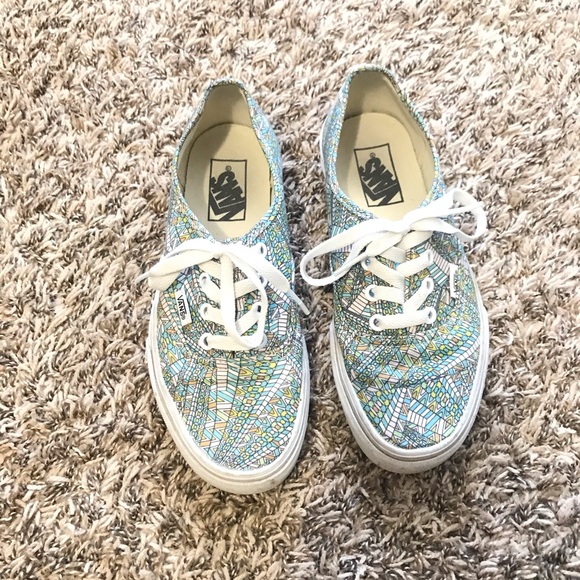 Colorful Vans - Picture 2 of 7